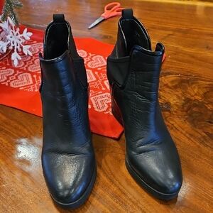 Donald J. Pliner Sleek Black Ankle Boots New